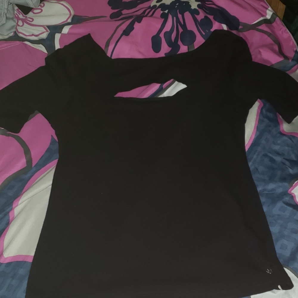 Black fabletics shirt